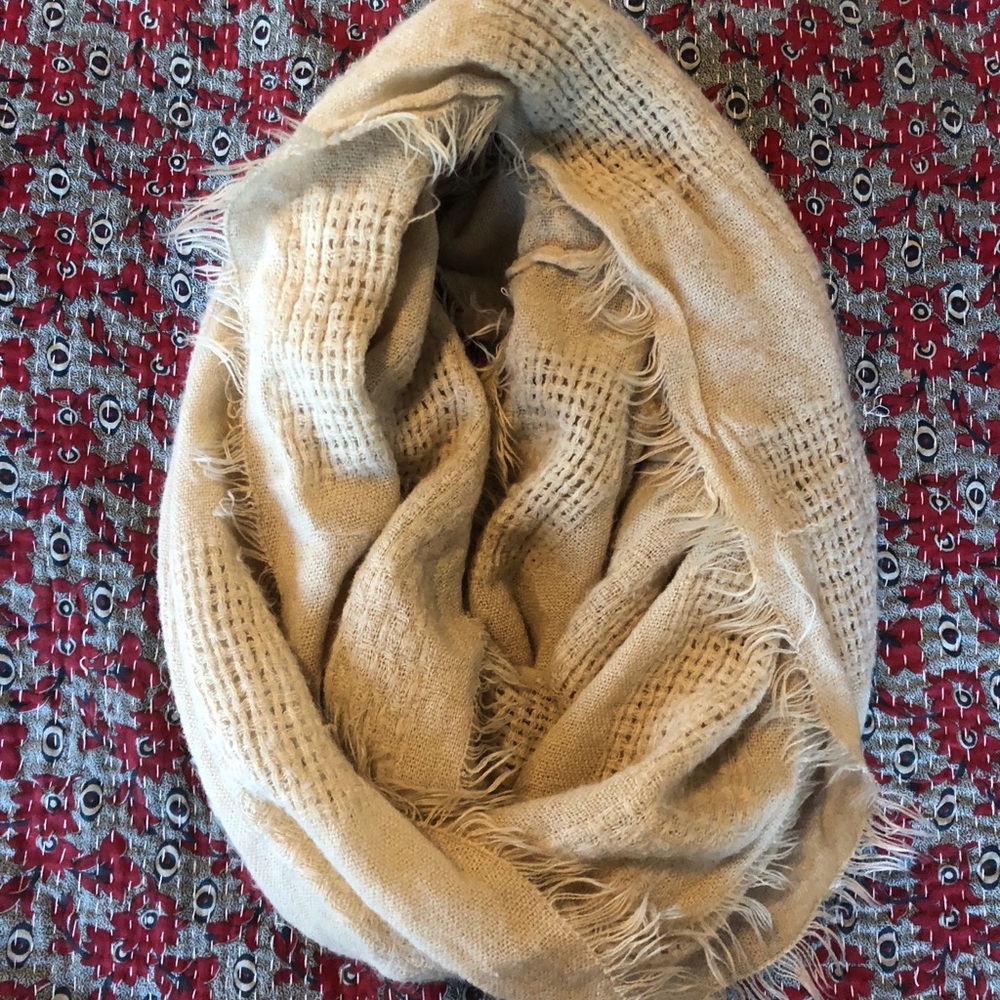 Fluffy Scarf